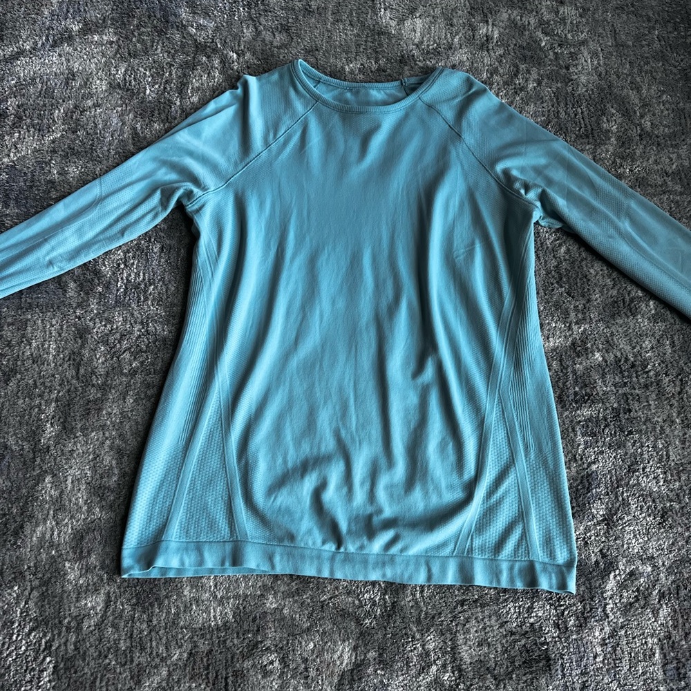 Athleta Girl Power Up Seamless Long Sleeve - Size Youth XL (14)
